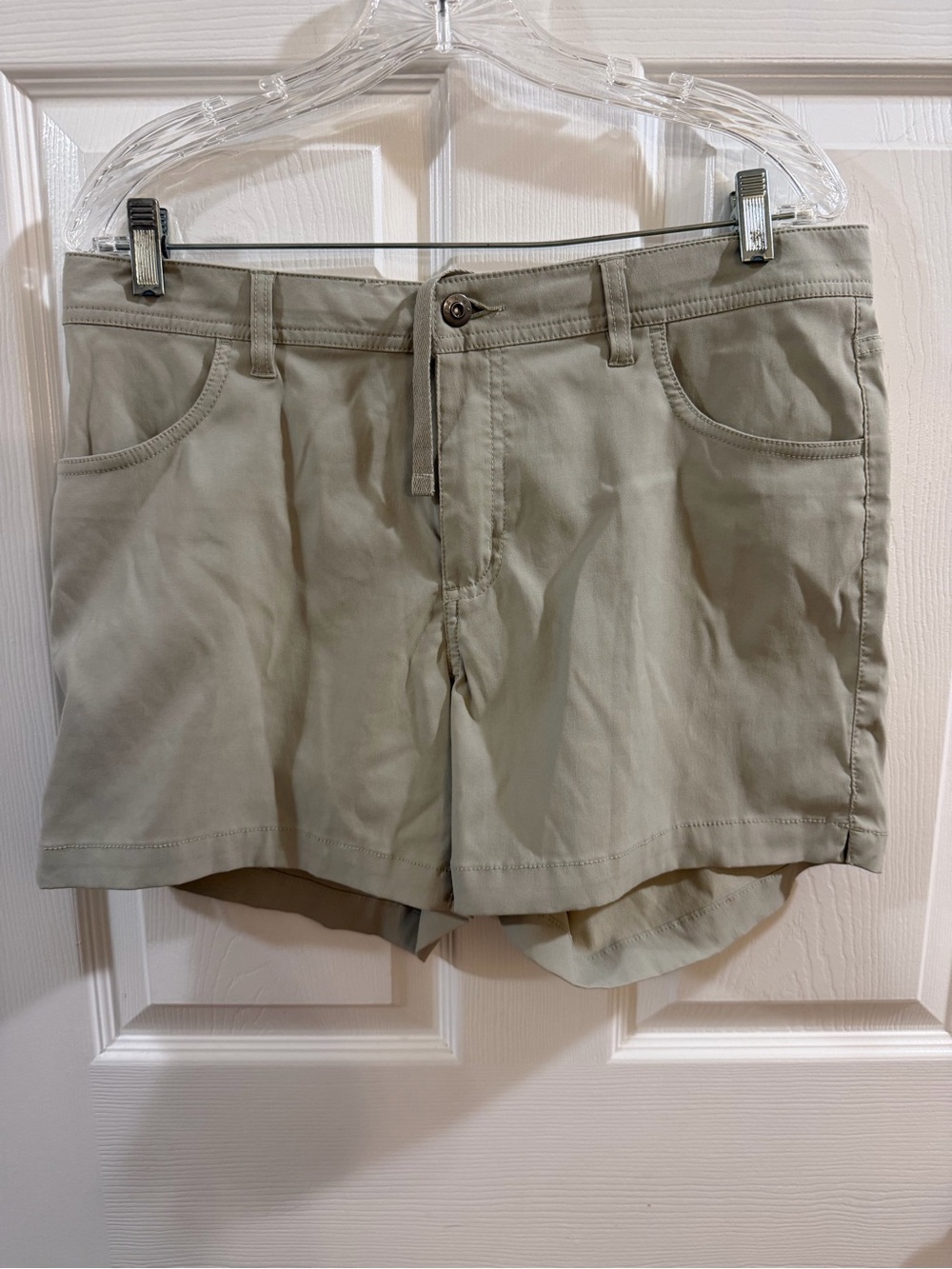 Prana Women's Shorts in Light Khaki